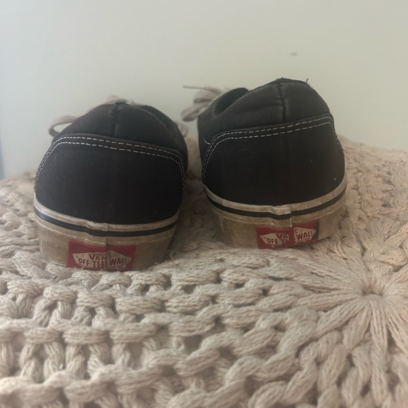 Authentic black/white off the wall vans - Picture 7 of 7